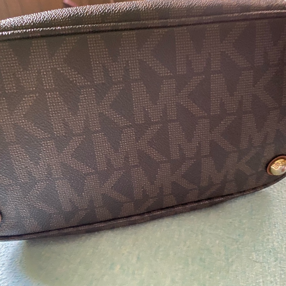 Small mk bag - Picture 3 of 8